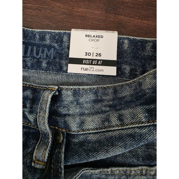Rue21 Jeans Mens 30 X 26 Blue Denim Relaxed Crop Distressed Acid Wash Cotton New - Picture 2 of 4